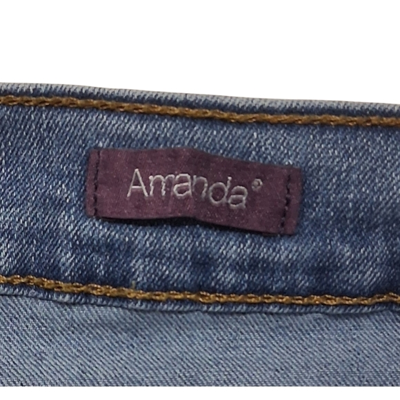 EUC Gloria Vanderbilt Sz. 8 Blue High Rise Capris Jeans - Picture 4 of 13